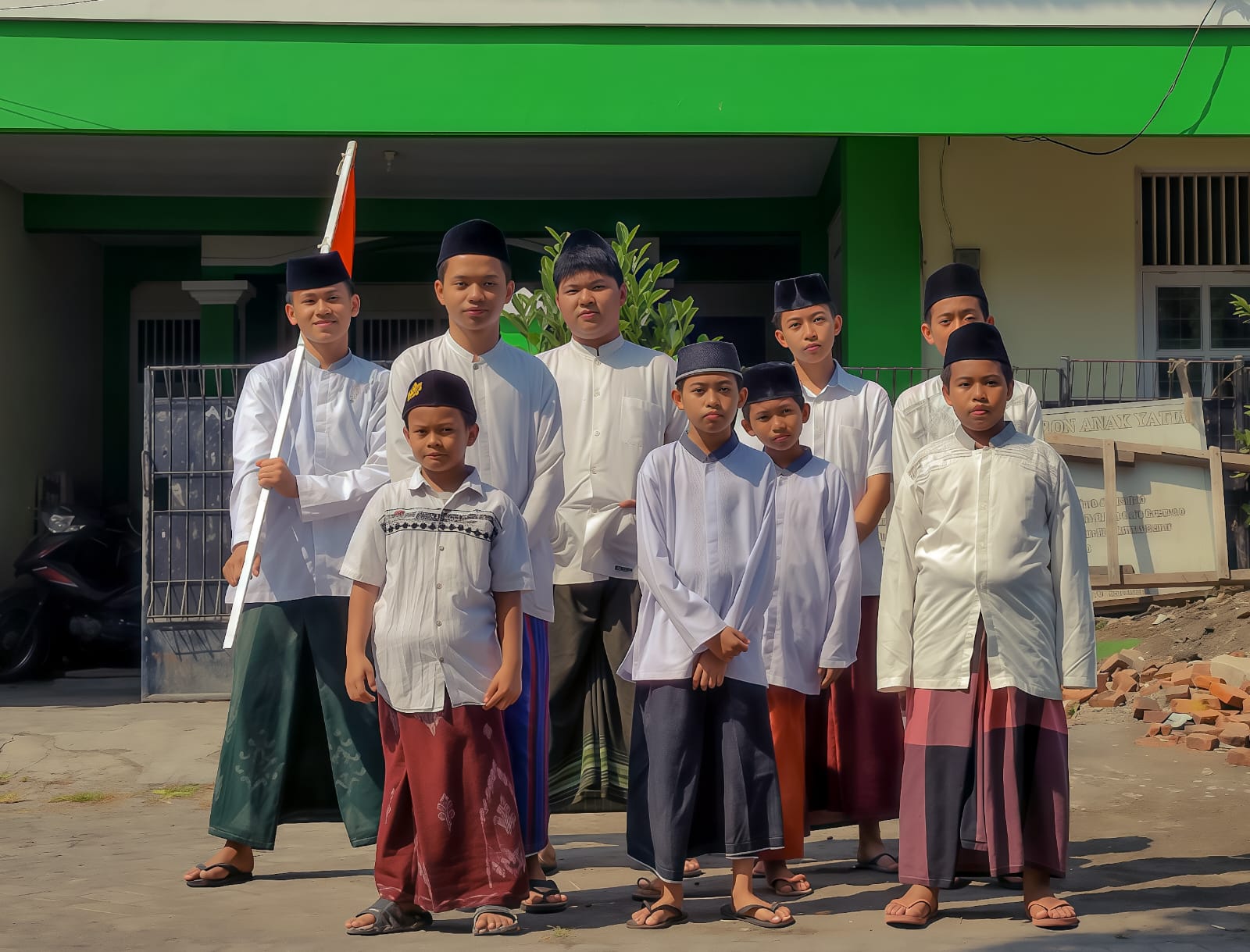 Sinergi Pembinaan,
Merajut Masa Depan.